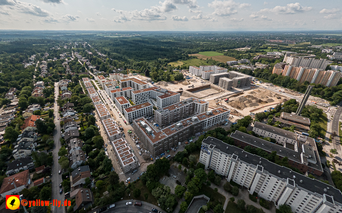 07.06.2023 - Aktuelle Luftbilder aus dem Alexisquartier und Pandion Verde in Neuperlach in München